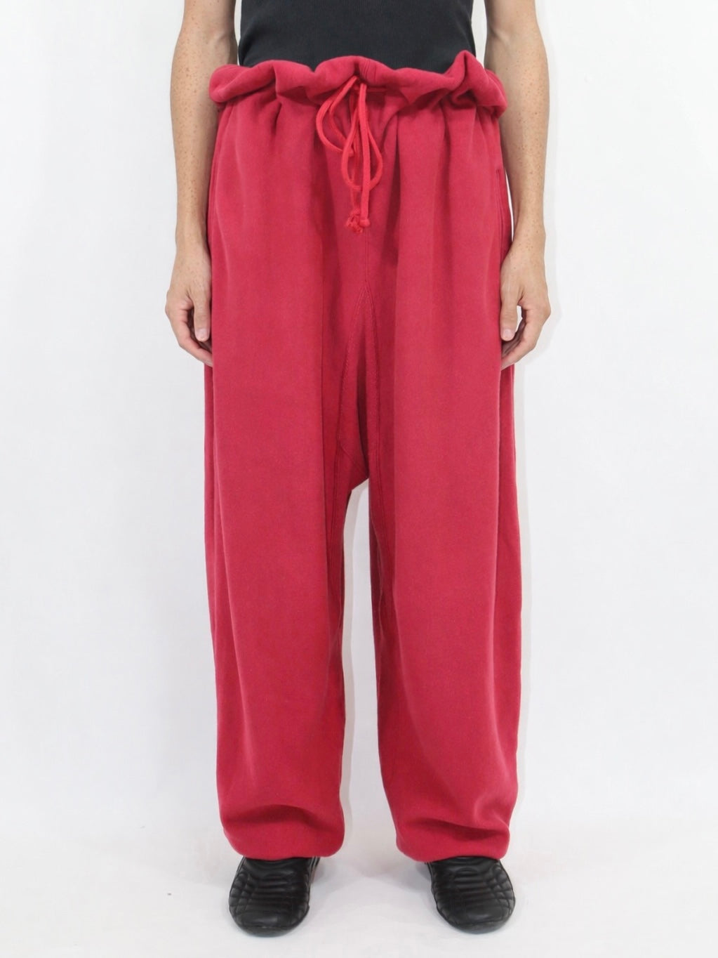 Accordion Breeze Sweat Pants - Red